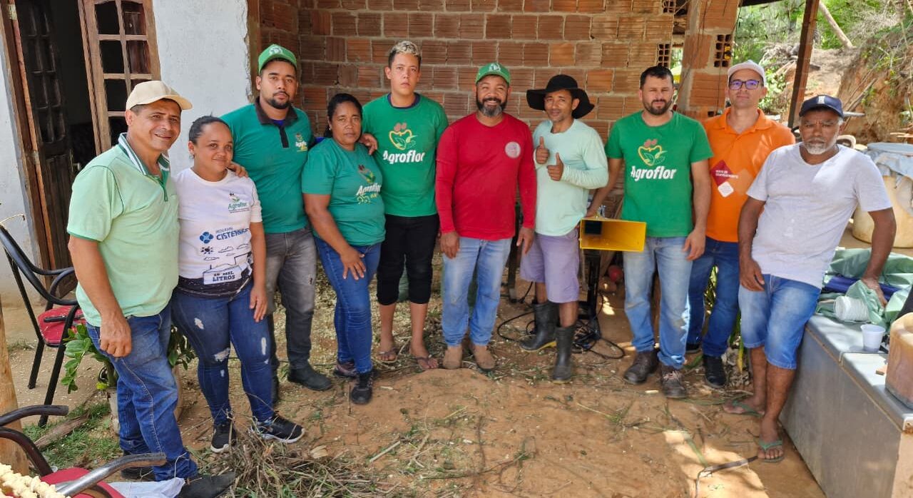 Oficina fortalece produção de forragem e apoia agricultores familiares em Bom Jardim (PE).